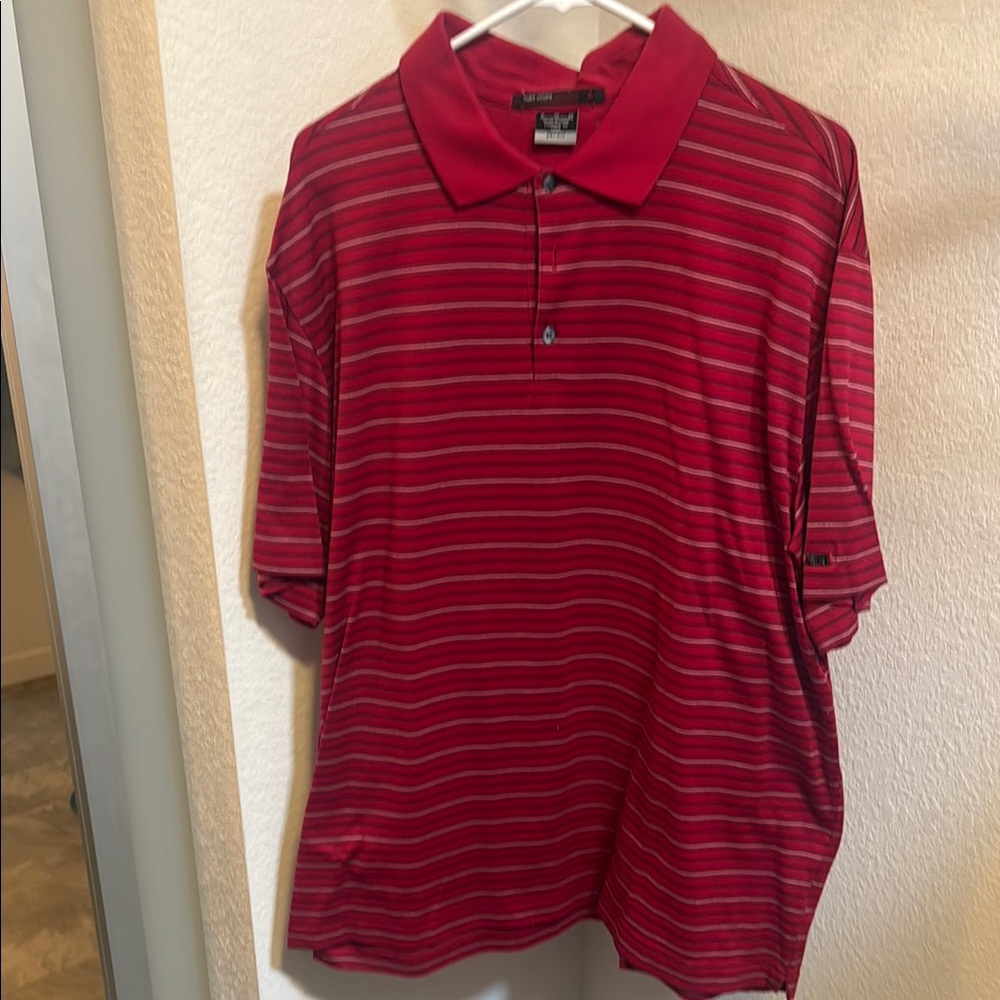 Nike Red Polo Shirt Classic Sporty Design